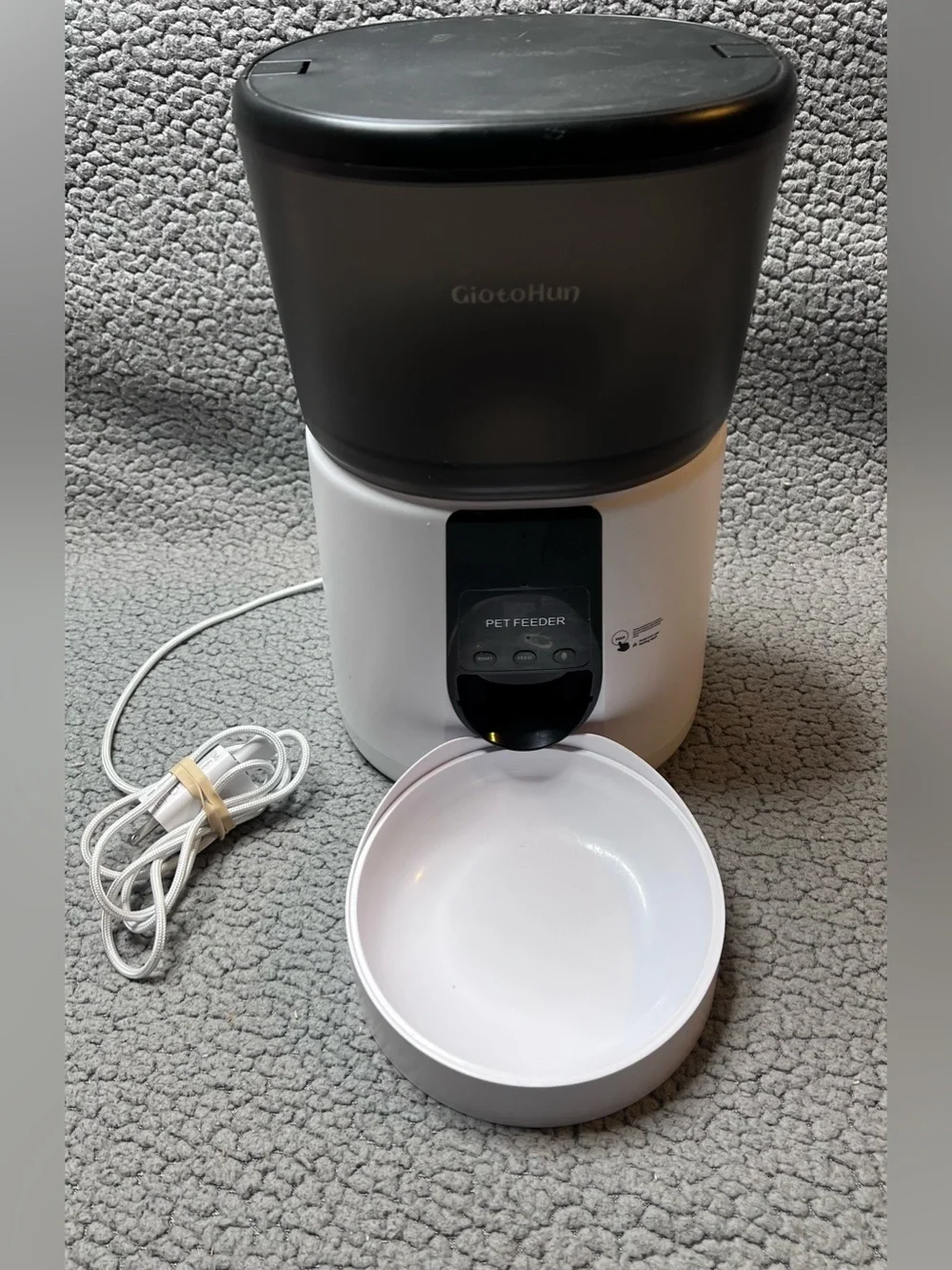 GiotoHun Automatic Pet Feeder For Dry Food Only Dogs Or Cat Food